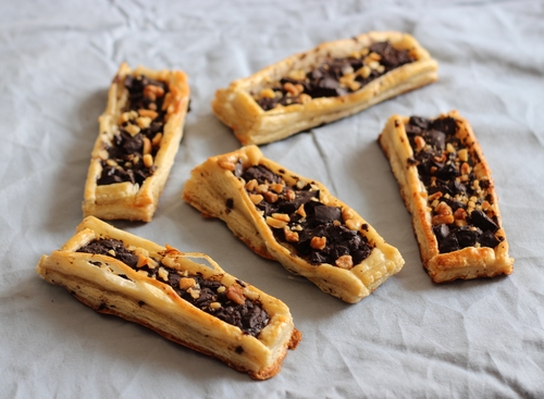 Eggless Nutella- Chocolate Puff Pastry Tarts