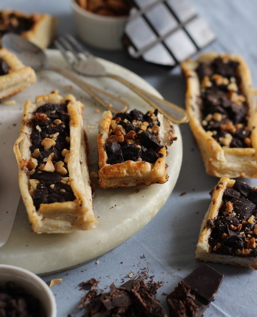 Eggless Nutella- Chocolate Puff Pastry Tarts