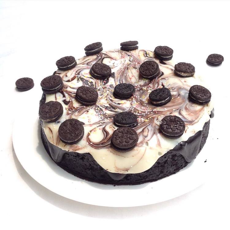 The No Bake Easy Oreo Ice Cream Cake Recipe That Kids Can Make And Love! |  This DIY Life