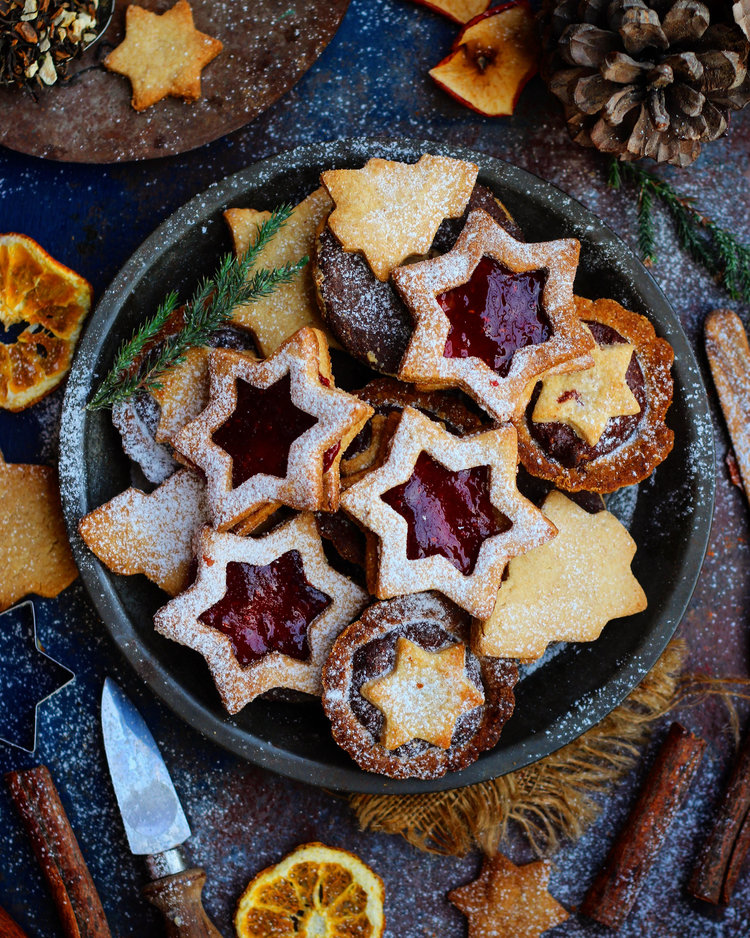 ORANGE SPICE CHRISTMAS COOKIES - Bake with Shivesh