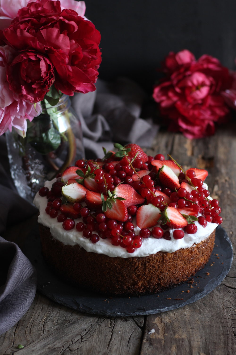 Fresh Berry Cake - Fresh April Flours