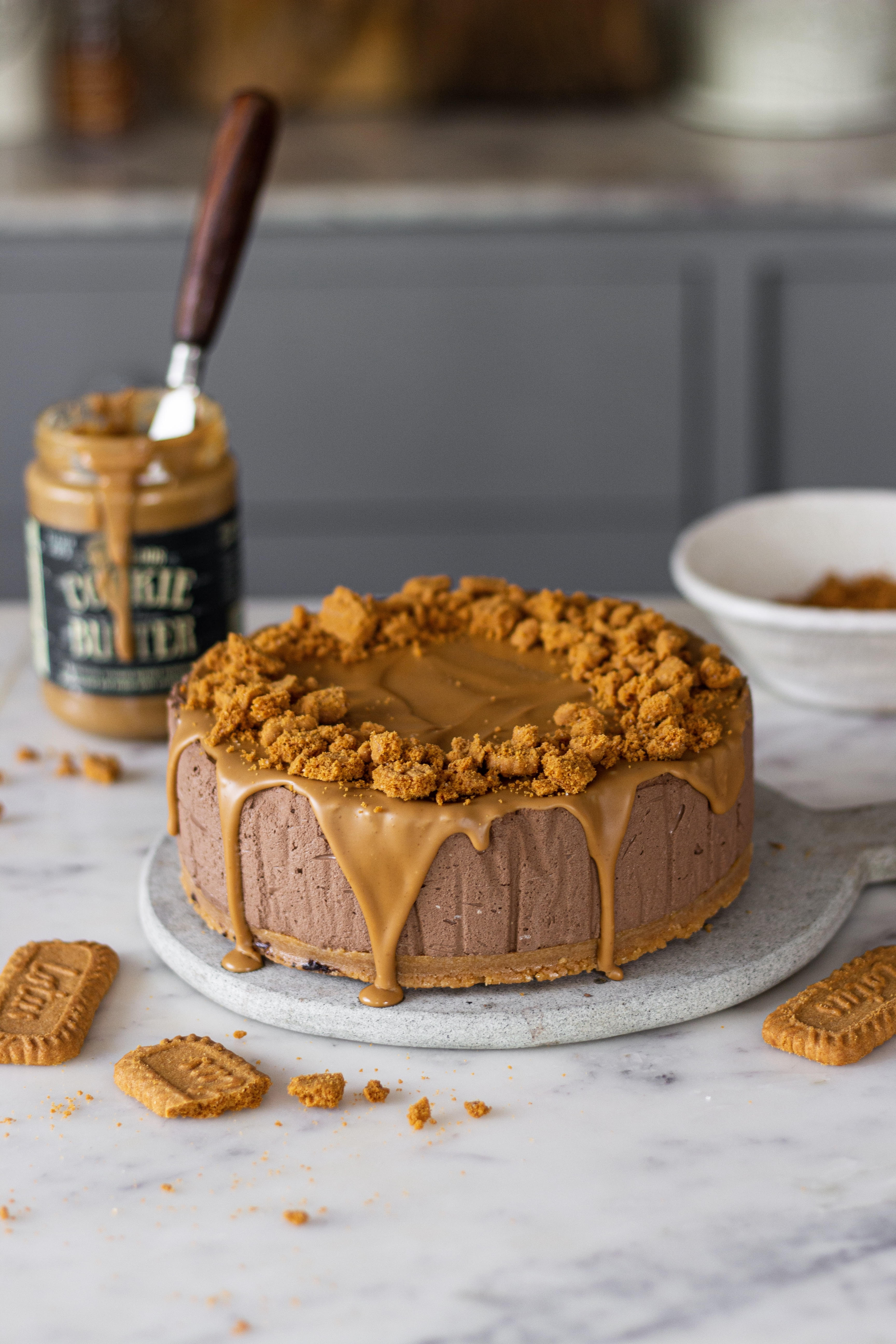 No-Bake Pumpkin Mousse Pie (Perfect for Fall) | She's Not Cookin'