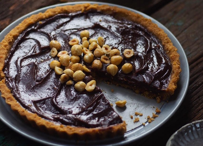 EGGLESS NO BAKE NUTELLA TART