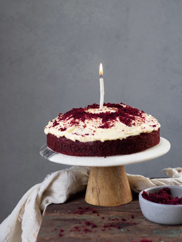 Quickest Red Velvet Cake - eggless and no oven - Bake with Shivesh | Receta