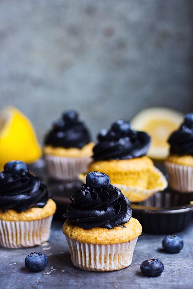 Eggless lemon cupcakes