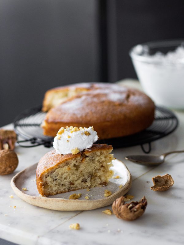 Eggless Vanilla Sponge Cake