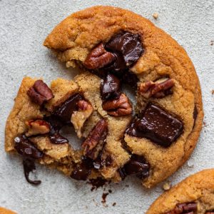 Chocolate Chip and Pecan Cookies