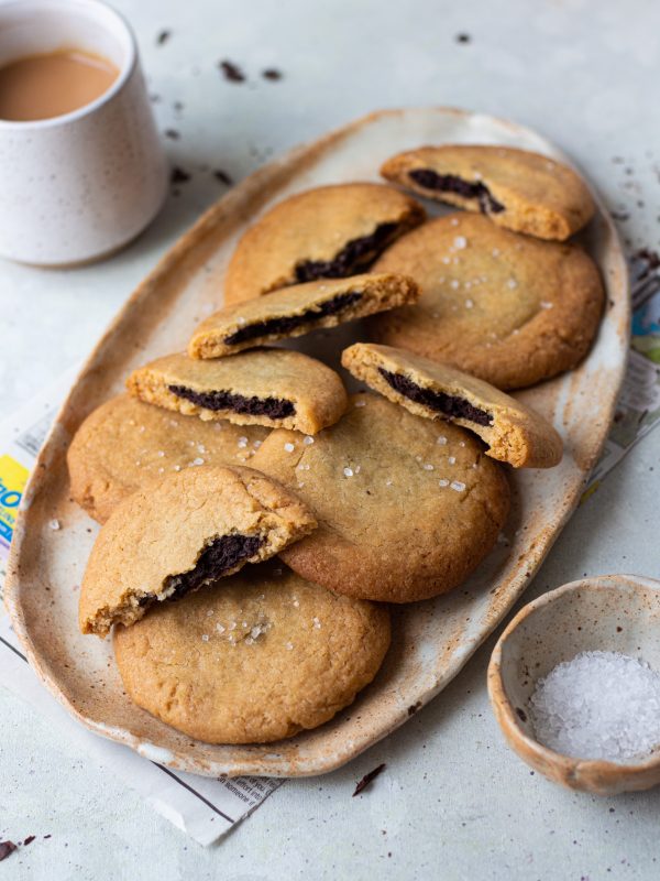 chocolate filled cookies