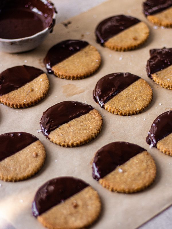 coconut biscuits