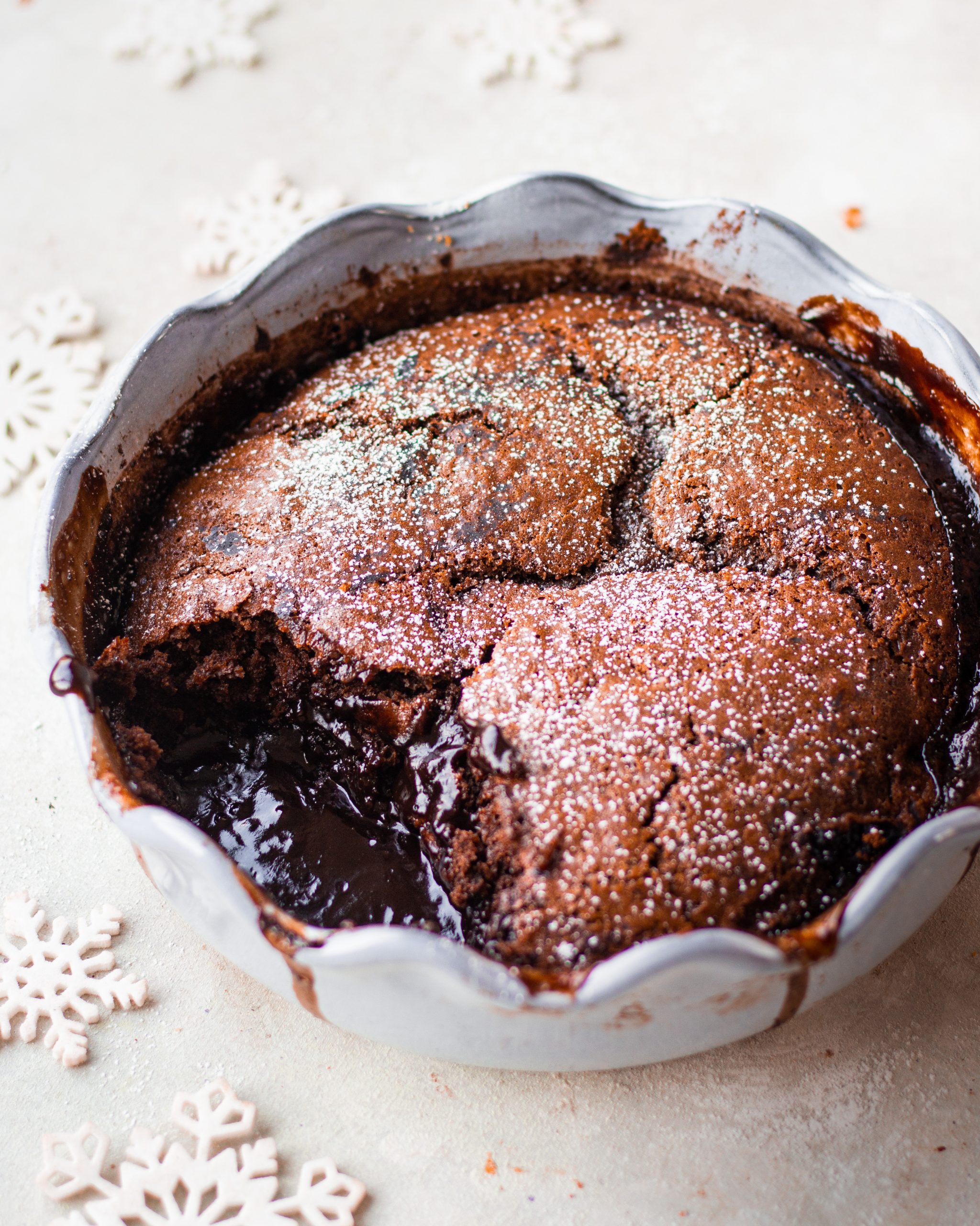 Warm chocolate cakes with raspberry coulis – Adore Foods