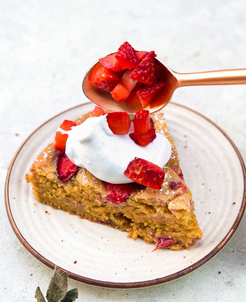 Wholewheat Ghee Strawberry Cake Bake with Shivesh
