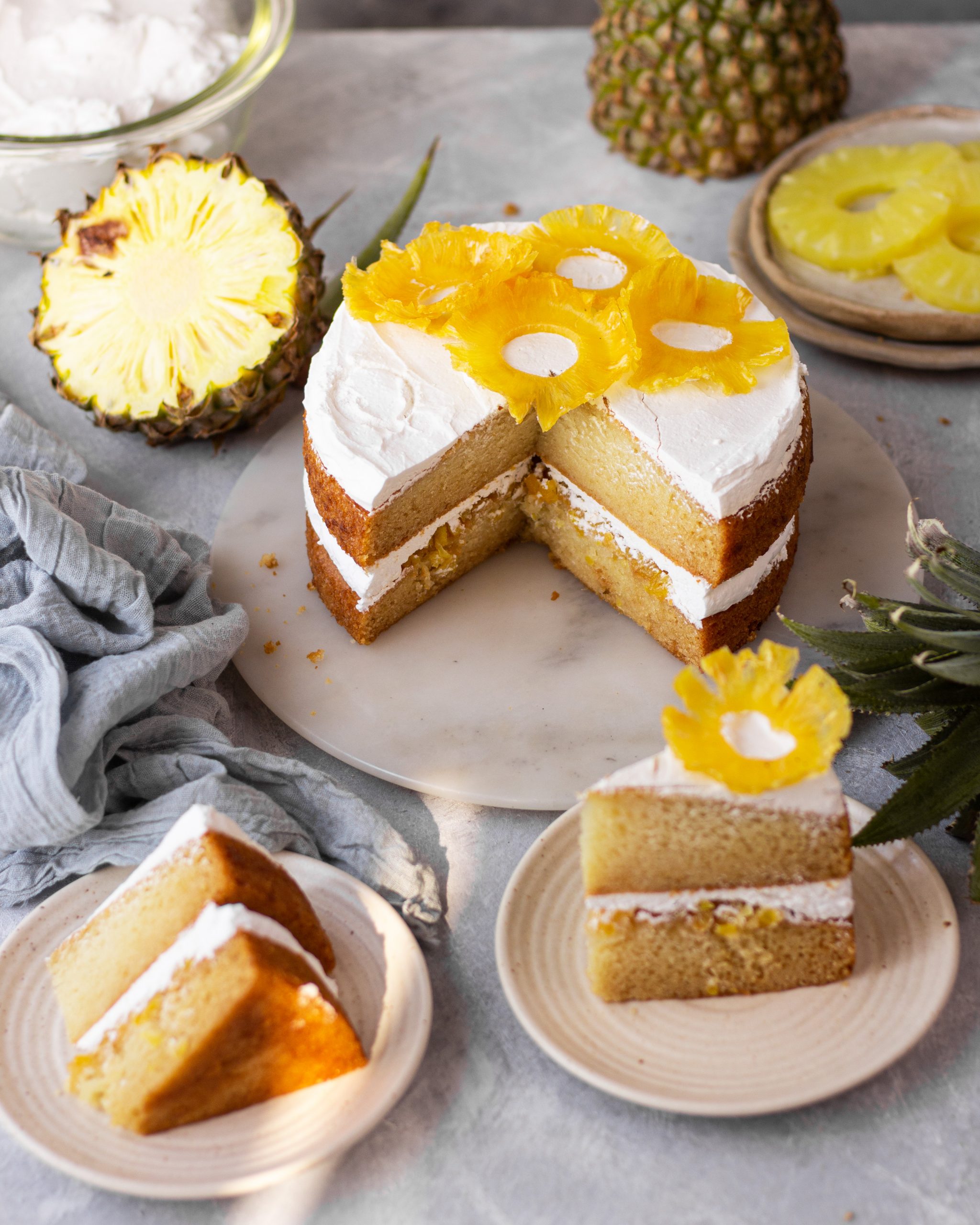 Discover 78+ fresh pineapple cake super hot - in.daotaonec