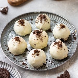 3-ingredient Oreo Truffles