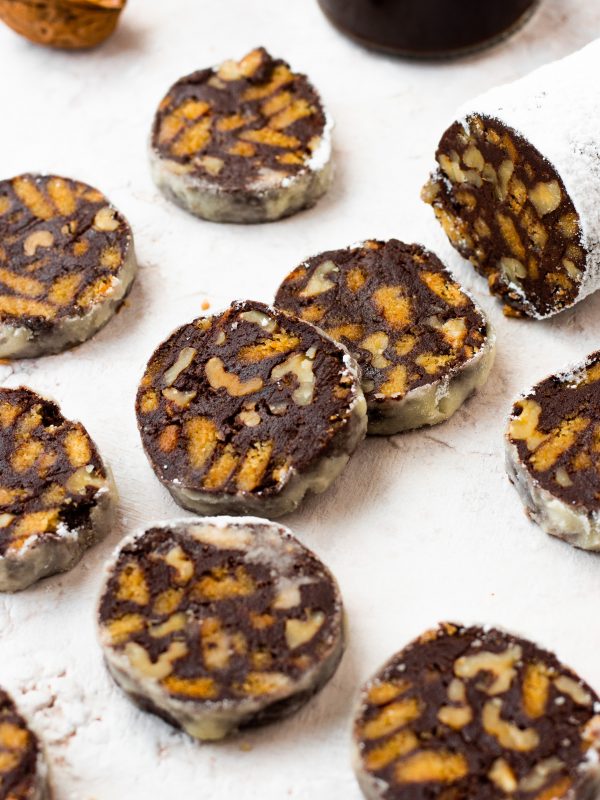 chocolate biscuit roll