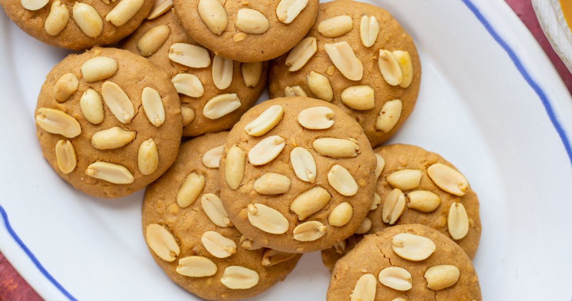 3 ingredient peanut butter cookies