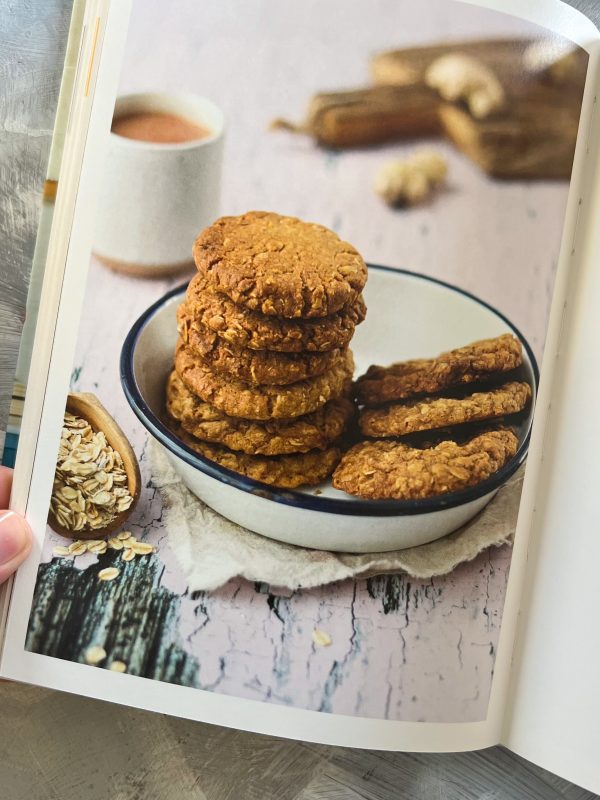 wholewheat oat and ginger cookies