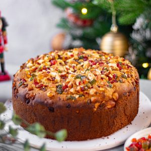 Eggless Tutti Frutti Cake