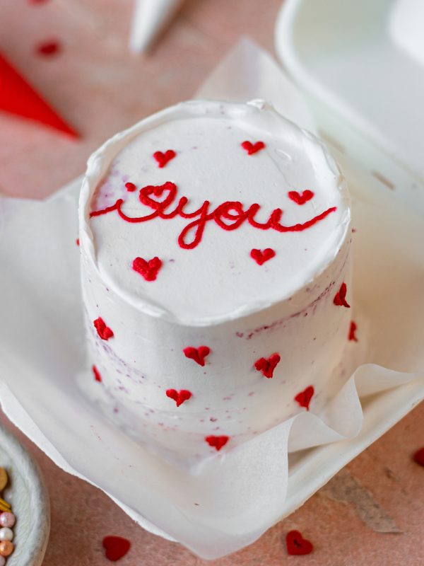 eggless red velvet bento cake