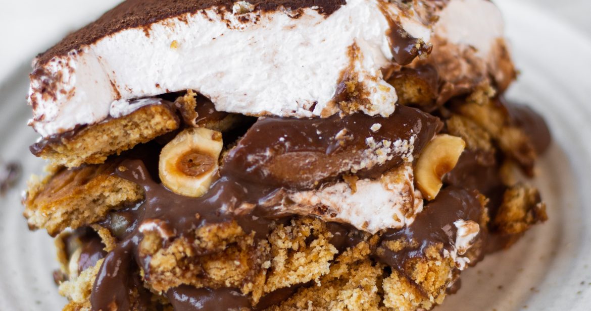 eggless nutella biscuit pudding