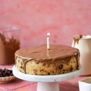 Eggless chocolate chip cake in microwave