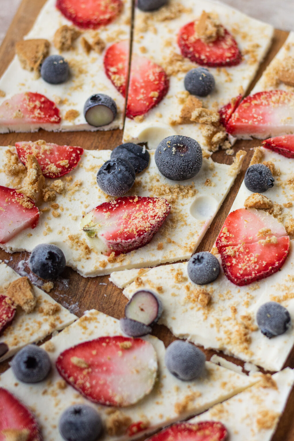 YOGURT CHEESECAKE BARKS Bake with Shivesh