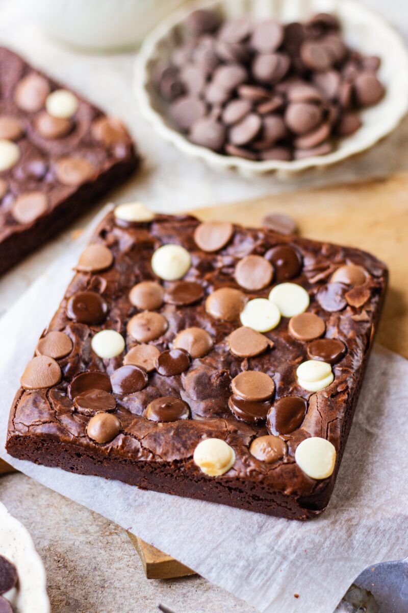 SMALL SERVE EGGLESS BROWNIES Bake with Shivesh