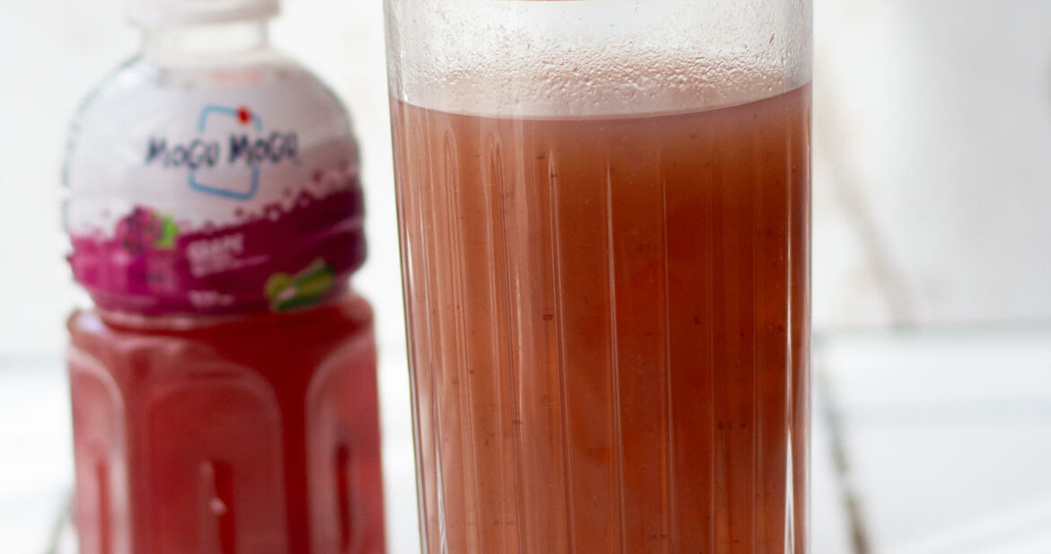 Grape Mogu-Mogu at home
