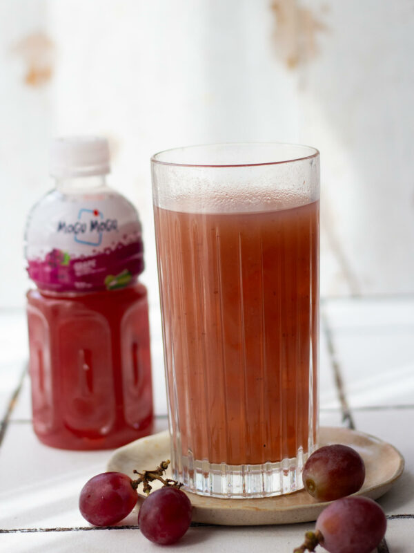 Grape Mogu-Mogu at home