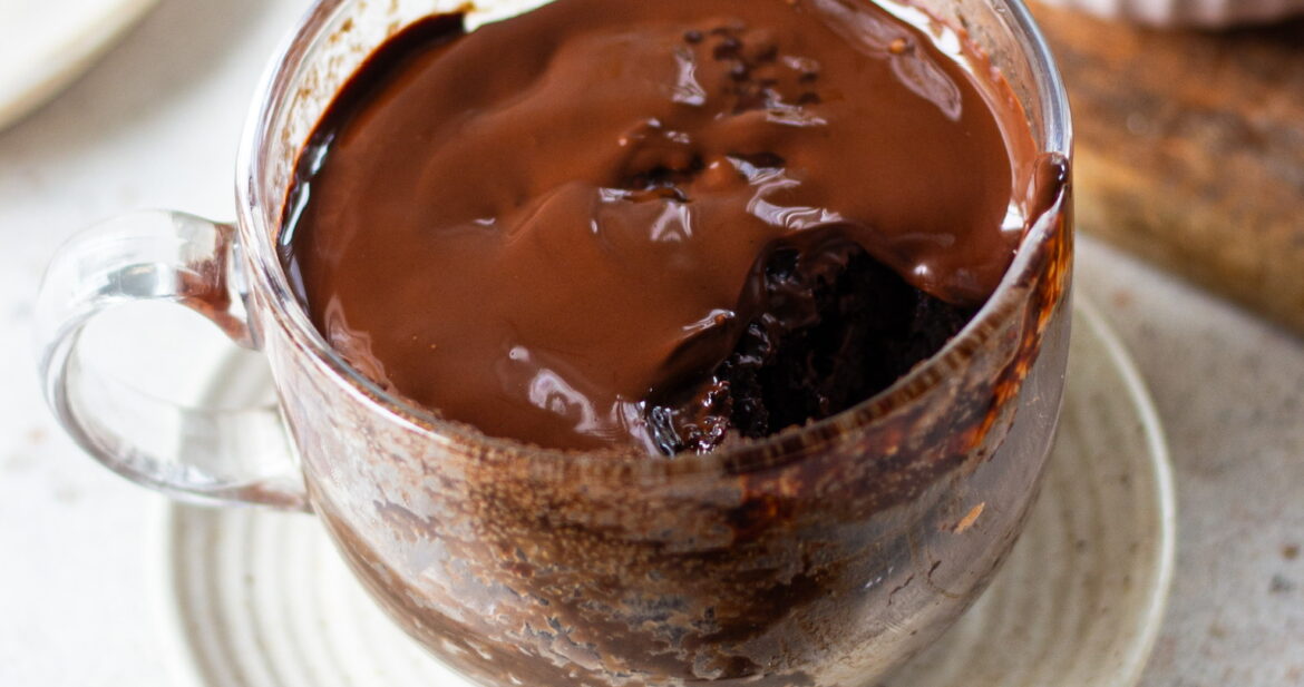 Atta chocolate mug cake