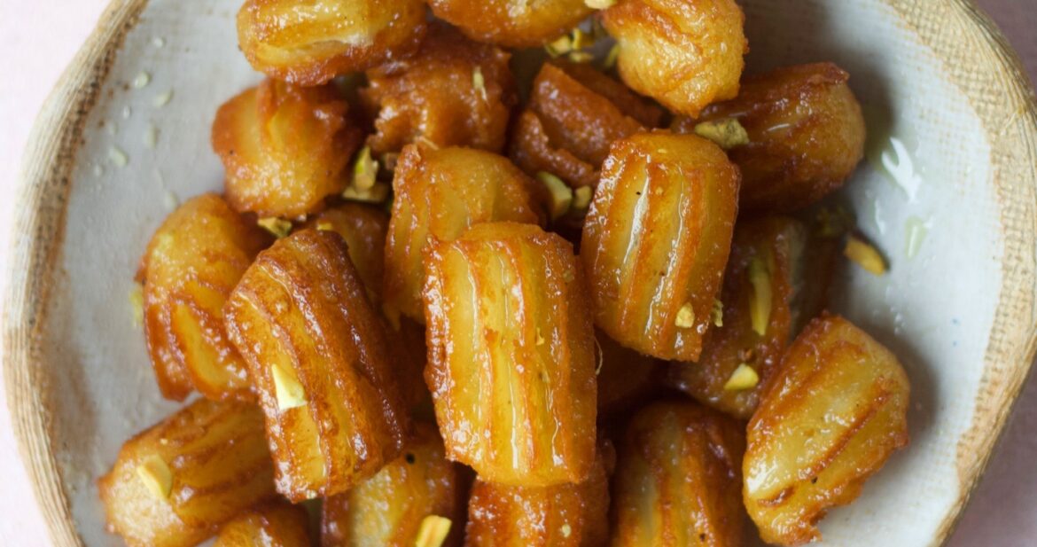 Gulab jamun churro bites