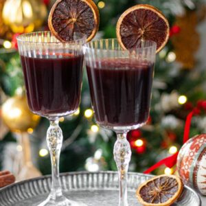 TOP 10 BEVERAGES TO MAKE AT HOME