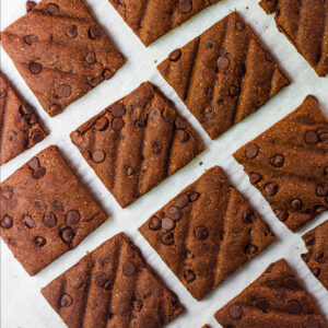 HIDE & SEEK BISCUITS