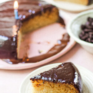 VANILLA CAKE