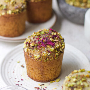 NO OVEN GULAB JAMUN CUPCAKES