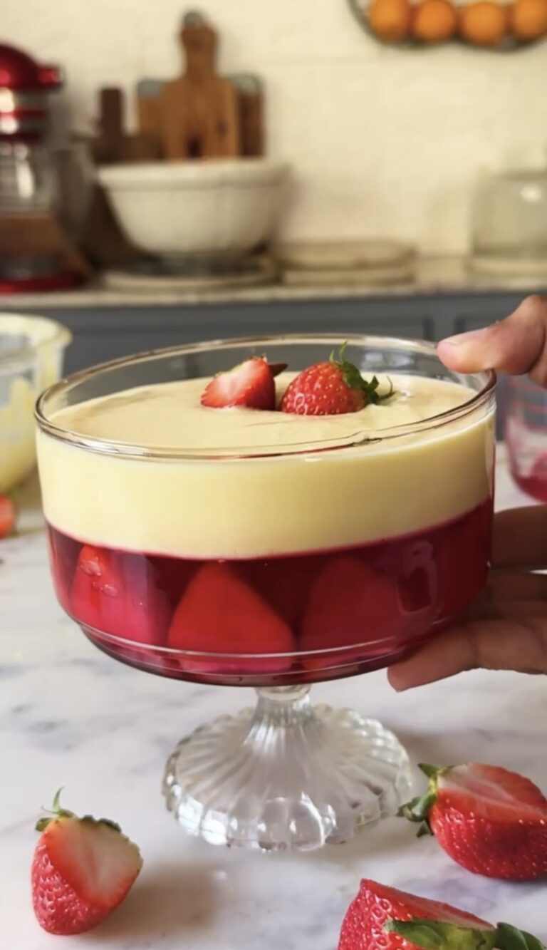 Trifle Using Jelly JELLY CUSTARD TRIFLE - Bake with Shivesh
