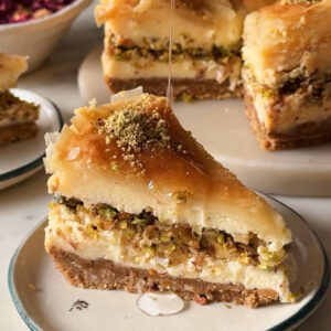 EGGLESS BAKED BAKLAVA CHEESECAKE