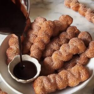 CURLY CHURROS
