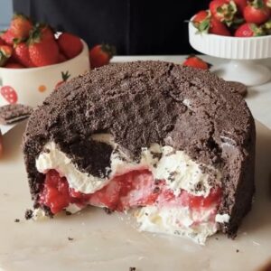 UPSIDE DOWN STRAWBERRY CHEESECAKE