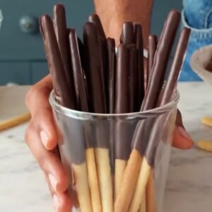HOMEMADE POCKY STICKS