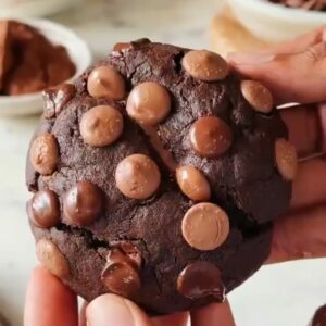 NUTELLA LAVA COOKIE