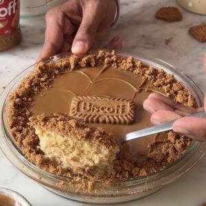 BISCOFF CAKE IN A MICROWAVE